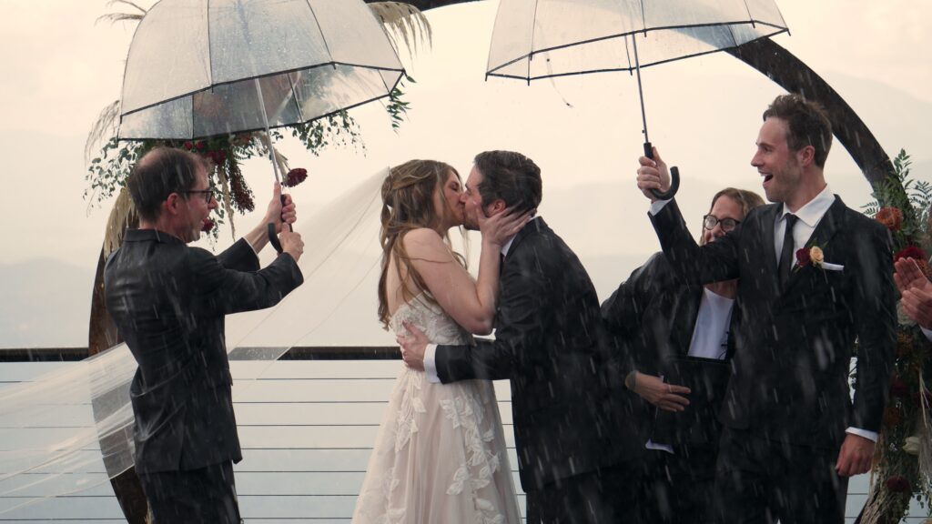 First kiss at a Trillium ceremony