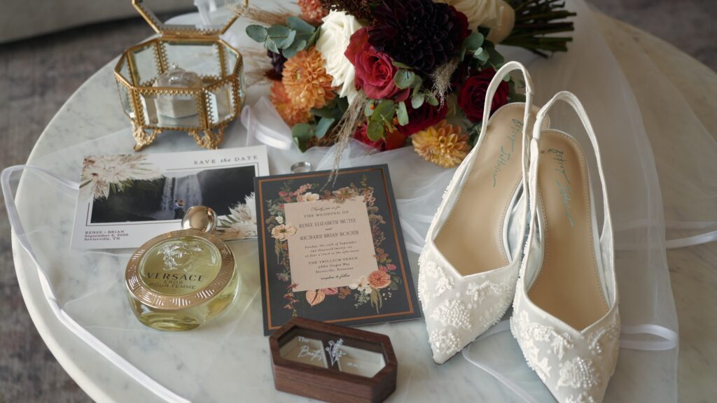 The bride's details at the trillium